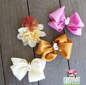 Hair bows